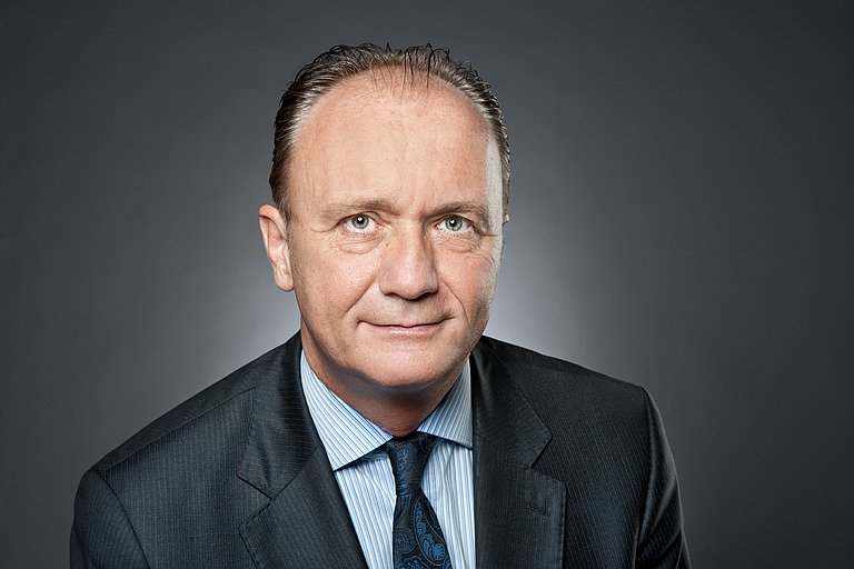 Dr. Volker Gronau