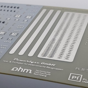 Coverbild zum Projekt "ALUSolder - Löten von SMT-Bauteilen auf flexiblen Aluminiumstrukturen" (Nahaufnahme von SMT-Bauteil)