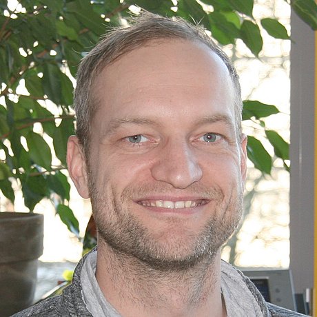 Prof. Dr. Patrick Harms