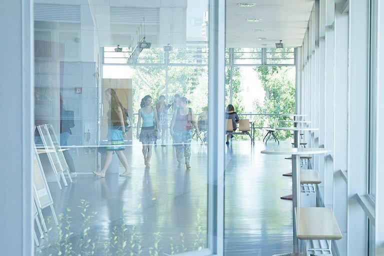 View of the 4th floor of the Faculty of Social Sciences